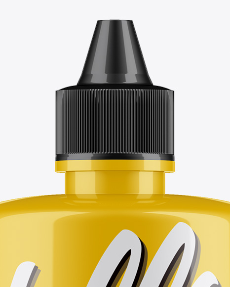 375ml Glossy Bottle Mockup PSD #1