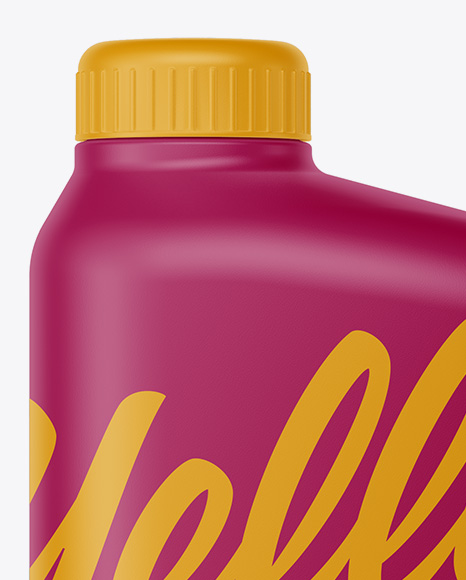Matte Plastic Bottle Mockup PSD #2