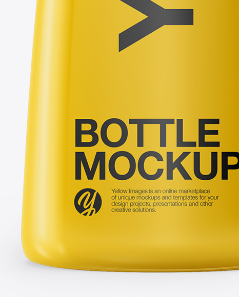 Glossy Bottle Mockup PSD #4